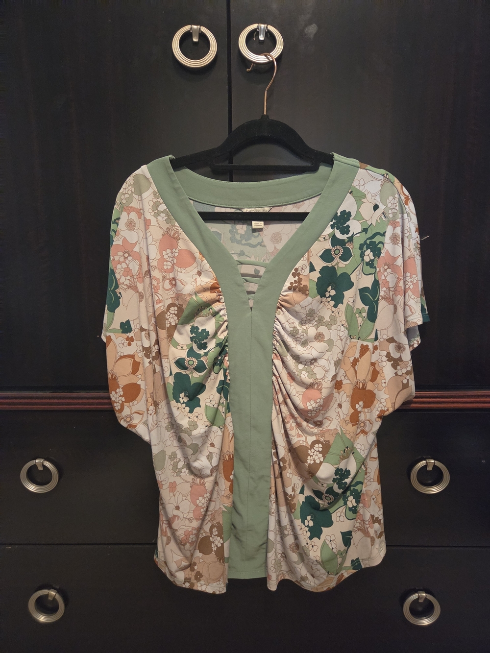 Cato Floral Ruched V-Neck Top - Sage Green & Multi